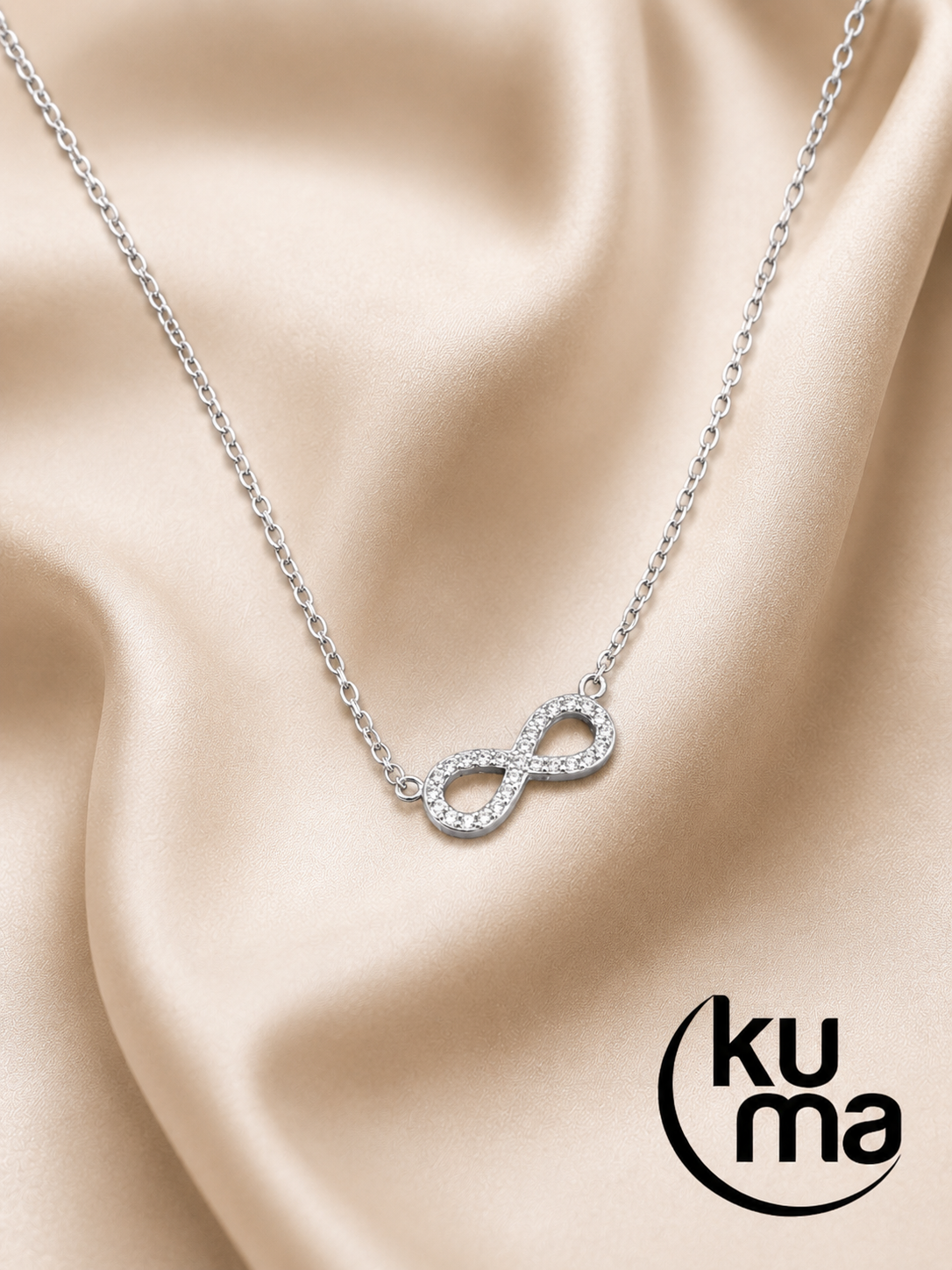 Kuma Gioielli " "L'infinito è la promessa di un legame che non conosce fine, un flusso continuo di amore, tempo ed energia che si rigenera oltre ogni limite."